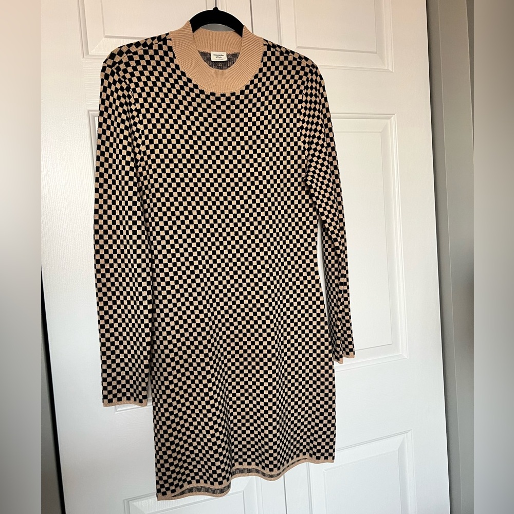 Abercrombie checkered sweater dress